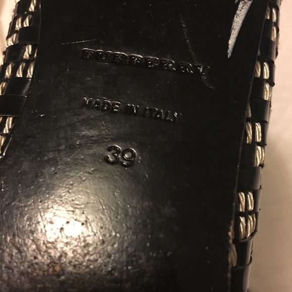 Burberry Patent leather flats - Picture 7 of 7